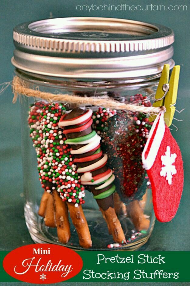 Mini dipped pretzel stocking stuffer Diy Teacher Christmas Gifts